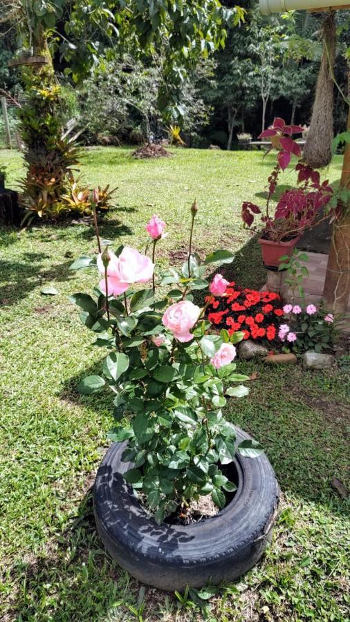 Chale Vale Das Flores - Visconde De Maua Rj エクステリア 写真